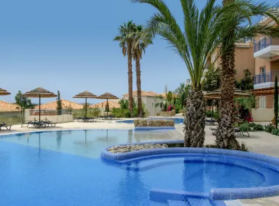 Apartment for Sale in Paphos, Cyprus - foto 3