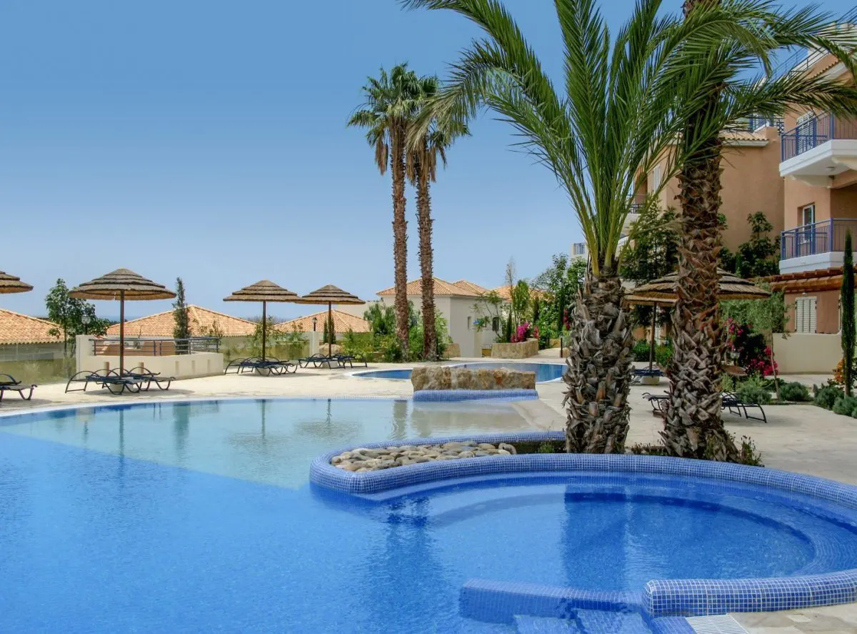 Apartment for Sale in Paphos, Cyprus - foto 3