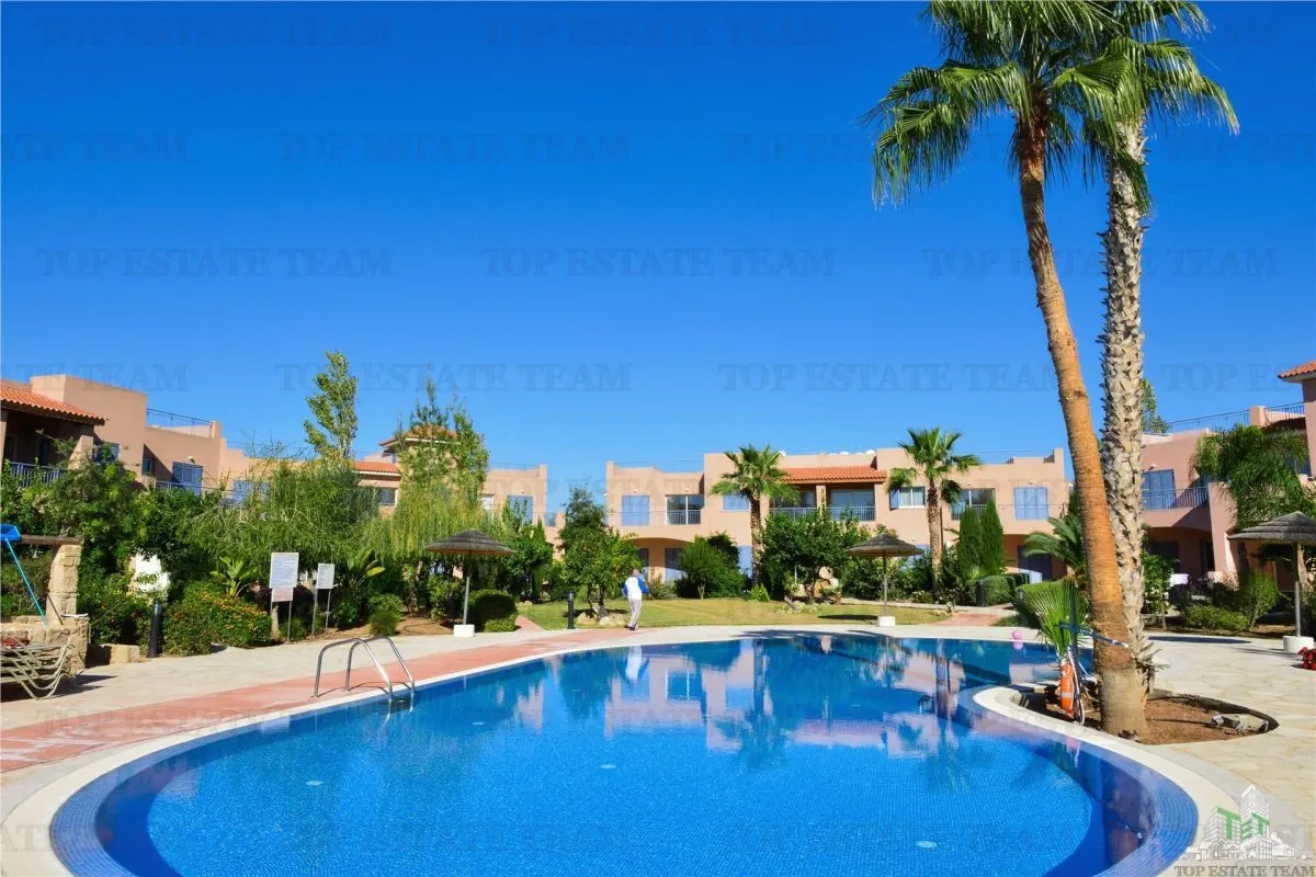 Apartment for Sale in Paphos, Cyprus - foto 2