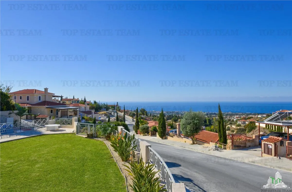 Villa for Sale in Paphos, Cyprus - foto 1