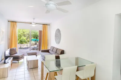 Apartment for Sale in Paphos, Cyprus - foto 2