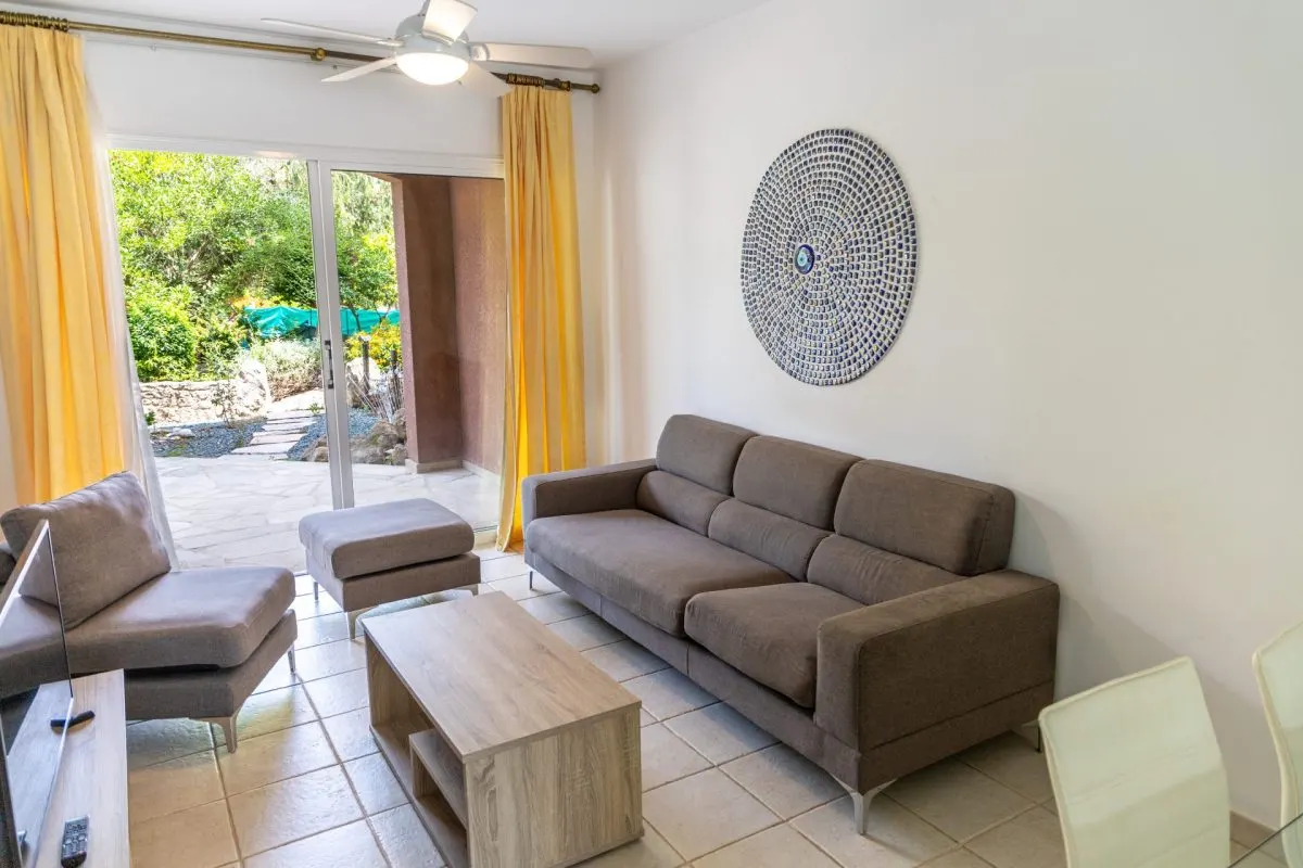 Apartment for Sale in Paphos, Cyprus - foto 5
