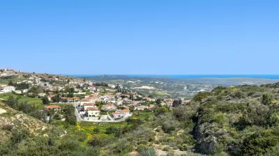 Villa for Sale in Limassol, Cyprus - foto 2