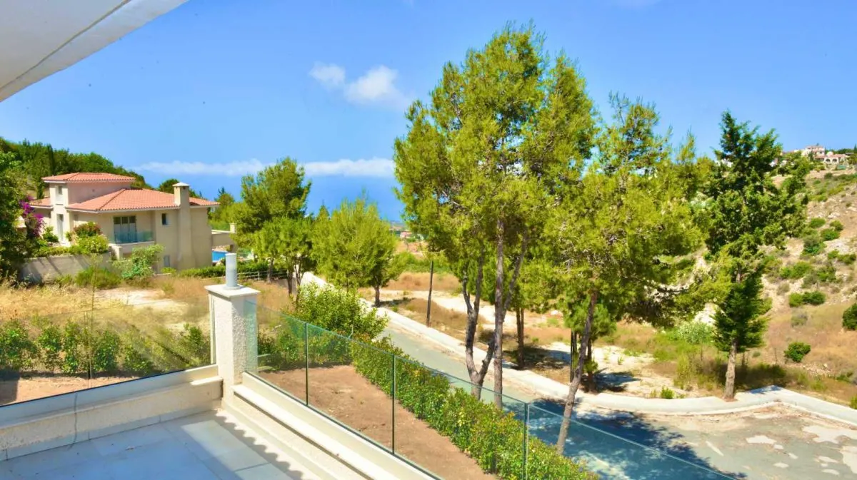 Land for Sale in Limassol, Cyprus - foto 4