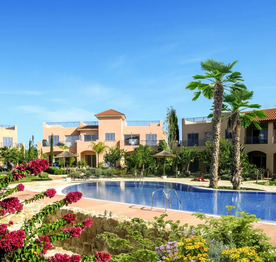 Apartment for Sale in Paphos, Cyprus - foto 1
