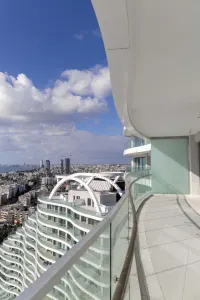 Apartment for Sale in Limassol, Cyprus - foto 6