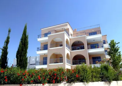 Apartment for Sale in Paphos, Cyprus - foto 3