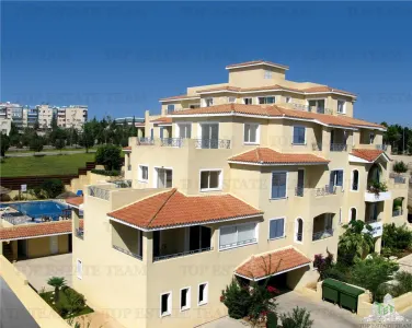 Apartment for Sale in Paphos, Cyprus - foto 6