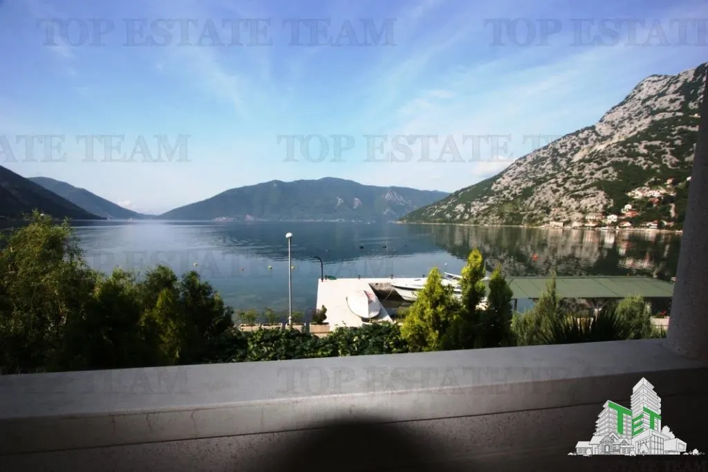 Villa for Sale in Kotor, Montenegro - foto 8