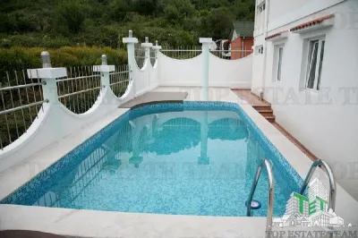 Hotel for Sale in Tivat, Montenegro - foto 2