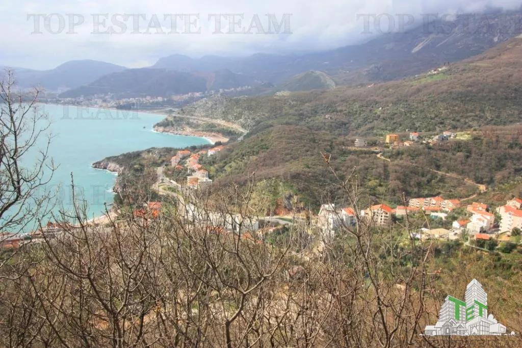 Building Land for Sale in Budva, Montenegro - foto 1