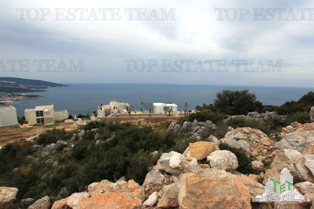 Building Land for Sale in Bar, Montenegro - foto 1