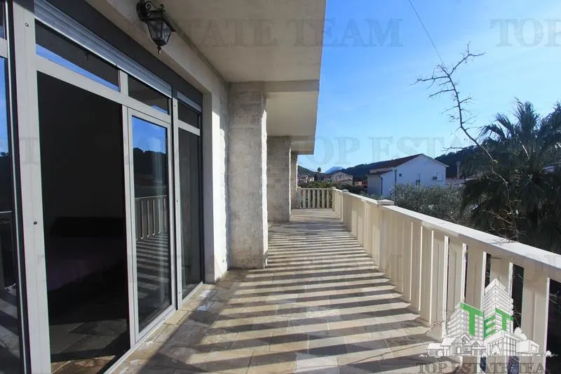 Villa for Sale in Budva, Montenegro - foto 20