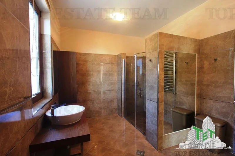 Villa for Sale in Budva, Montenegro - foto 21