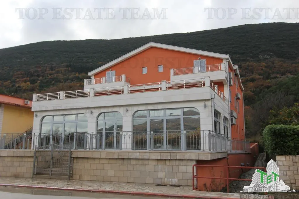 Hotel for Sale in Herceg-Novi, Montenegro - foto 1