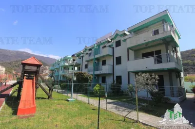 Apartment for Sale in Herceg-Novi, Montenegro - foto 2