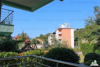 Apartment for Sale in Herceg-Novi, Montenegro - foto 4