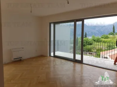 Apartment for Sale in Kotor, Montenegro - foto 5
