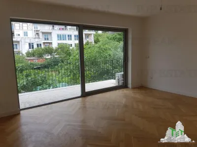 Apartment for Sale in Kotor, Montenegro - foto 6