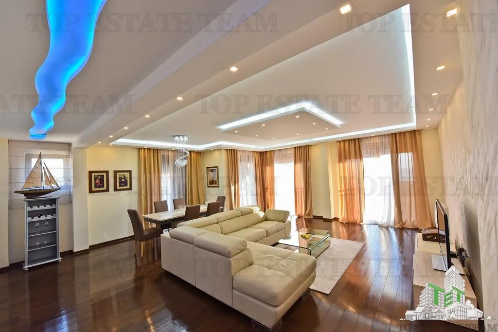 Apartment for Sale in Budva, Montenegro - foto 1