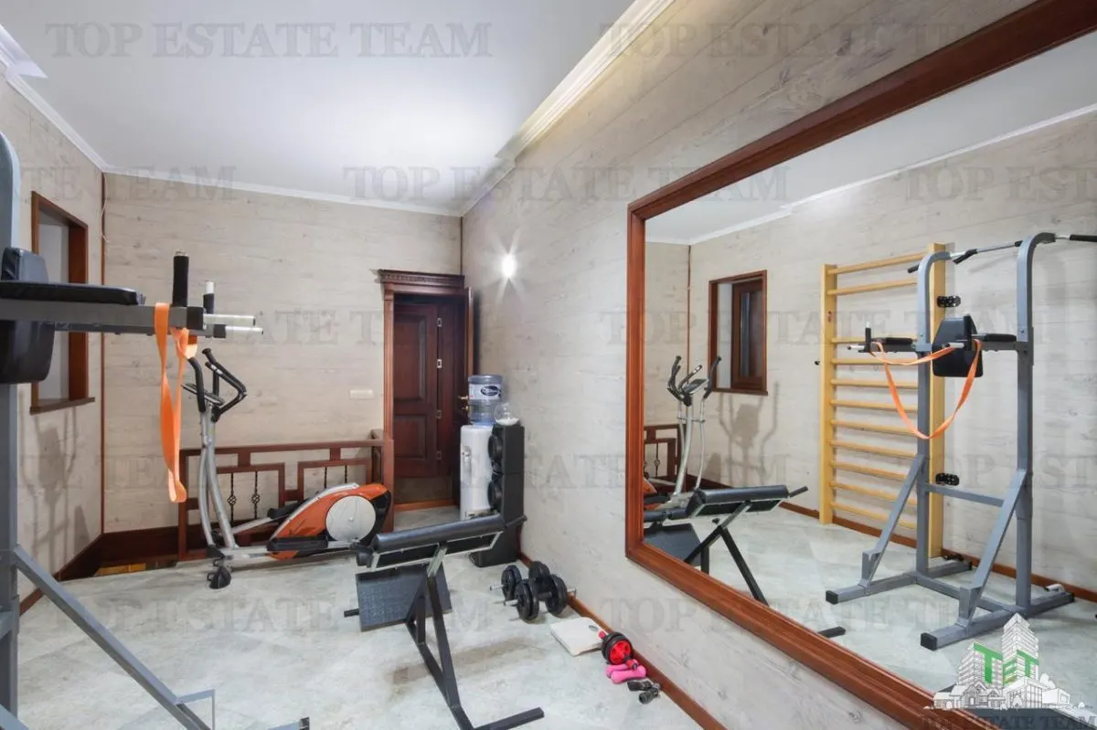 Villa for Sale in Kotor, Montenegro - foto 14