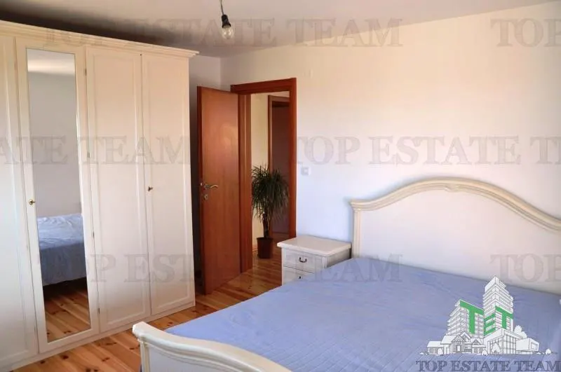 Villa for Sale in Herceg-Novi, Montenegro - foto 8