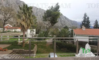Villa for Sale in Kotor, Montenegro - foto 11