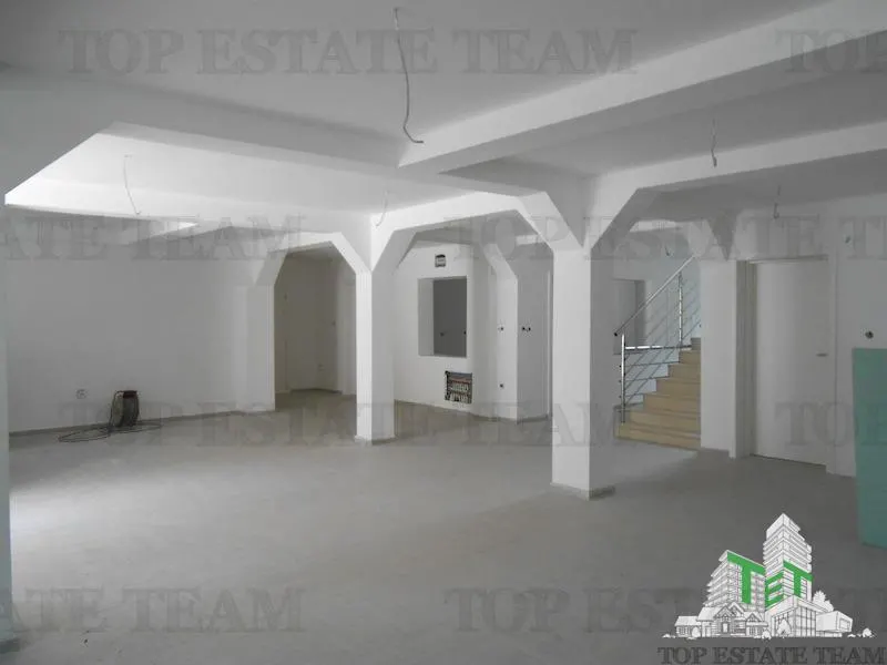 Villa for Sale in Kotor, Montenegro - foto 3
