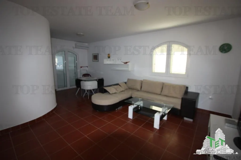 Apartment for Sale in Herceg-Novi, Montenegro - foto 9
