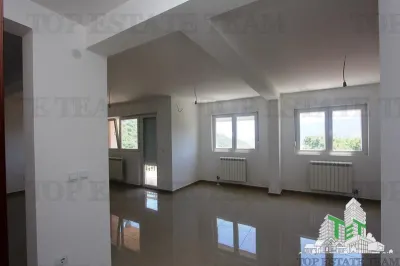 Villa for Sale in Herceg-Novi, Montenegro - foto 10
