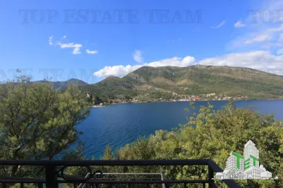 Villa for Sale in Tivat, Montenegro - foto 2