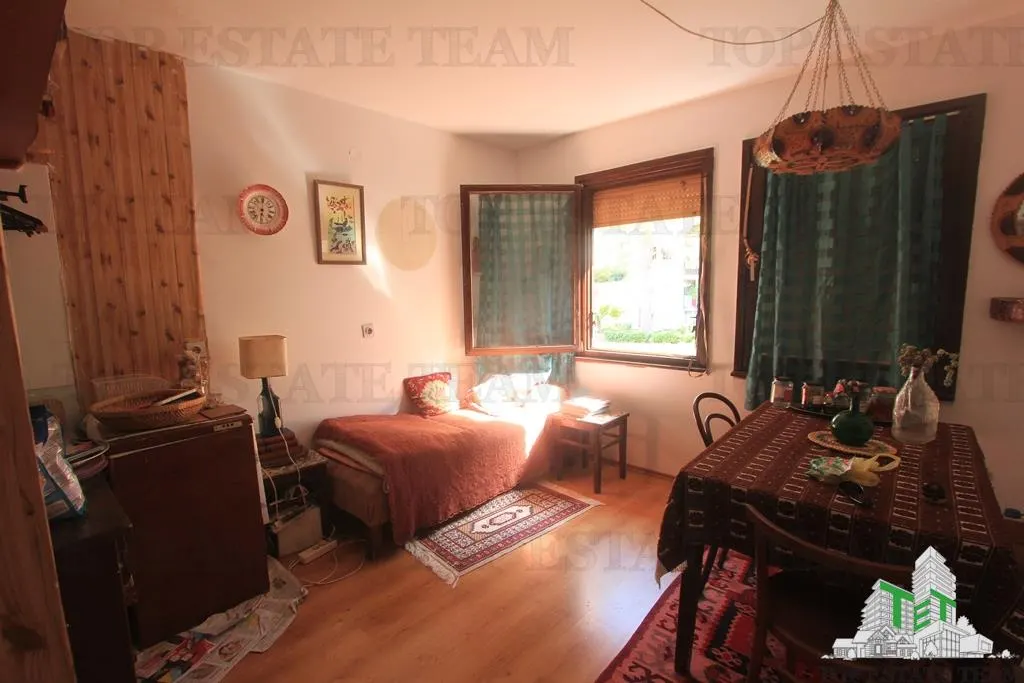 Apartment for Sale in Kotor, Montenegro - foto 4