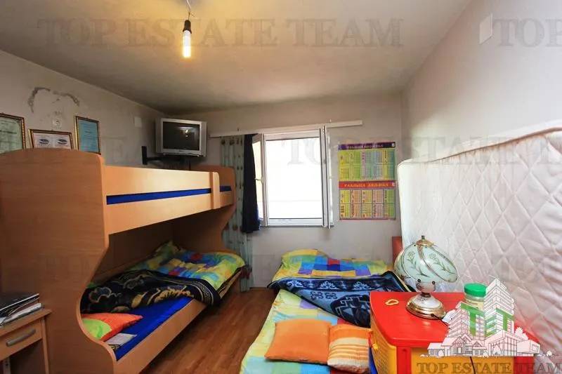 Villa for Sale in Bar, Montenegro - foto 8