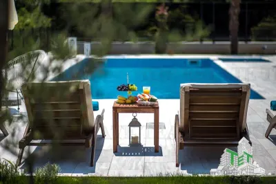 Villa for Sale in Herceg-Novi, Montenegro - foto 3