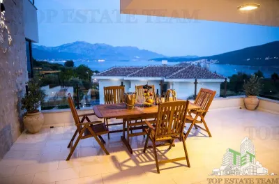 Villa for Sale in Herceg-Novi, Montenegro - foto 8