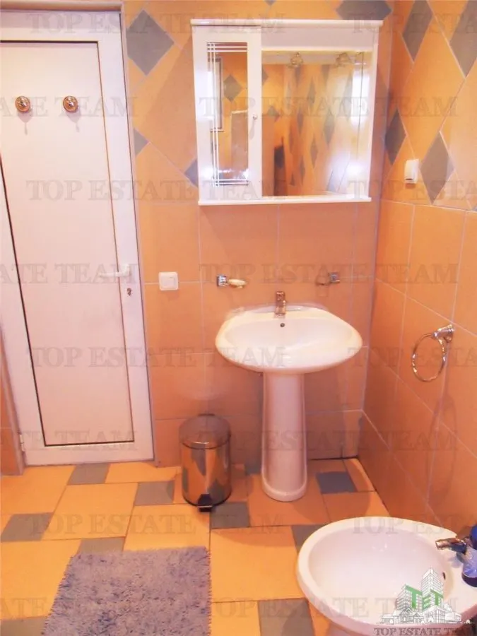 Villa for Sale in Bar, Montenegro - foto 10
