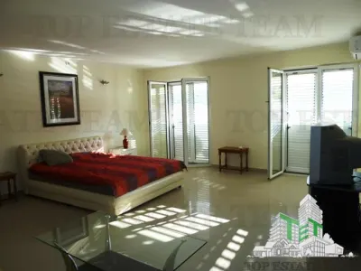 Villa for Sale in Kotor, Montenegro - foto 9