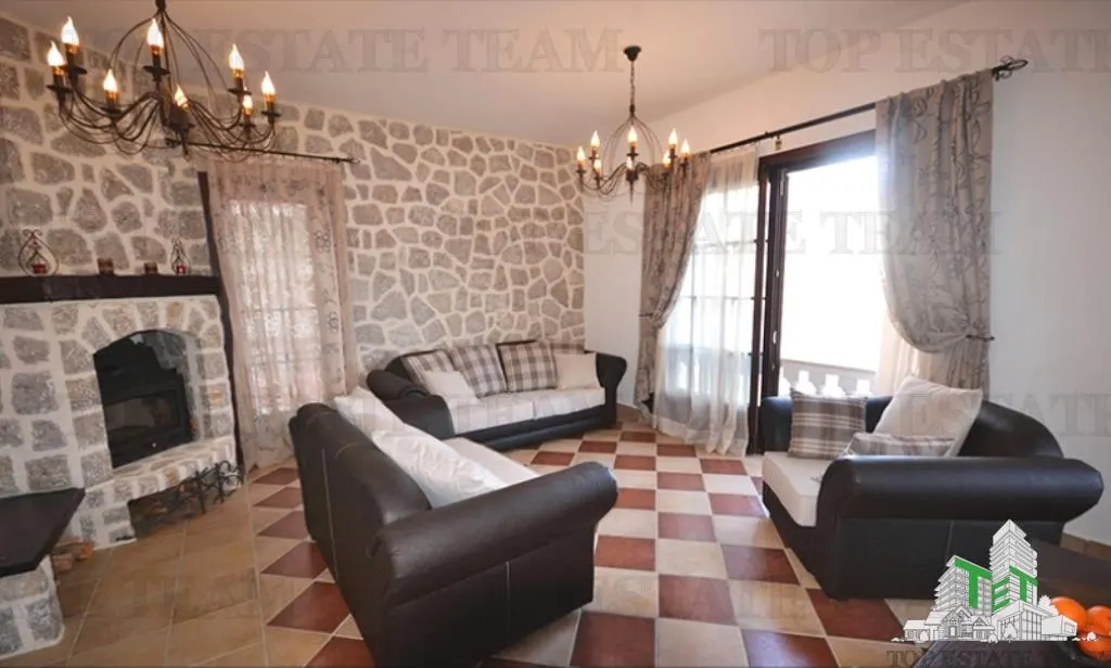 Villa for Sale in Kotor, Montenegro - foto 9