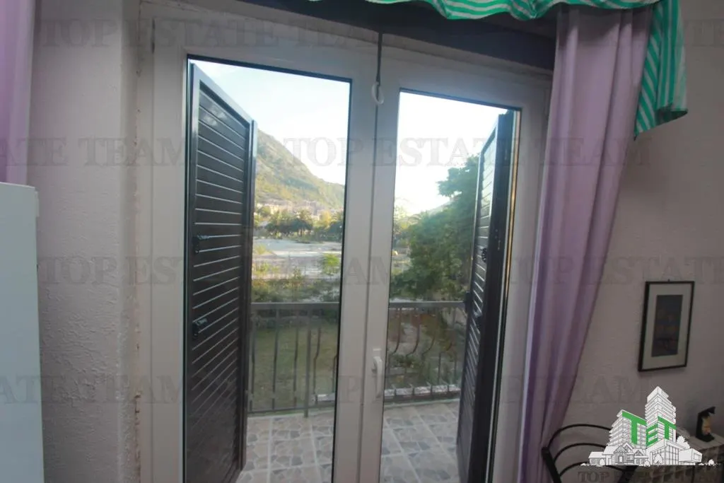 Villa for Sale in Kotor, Montenegro - foto 16