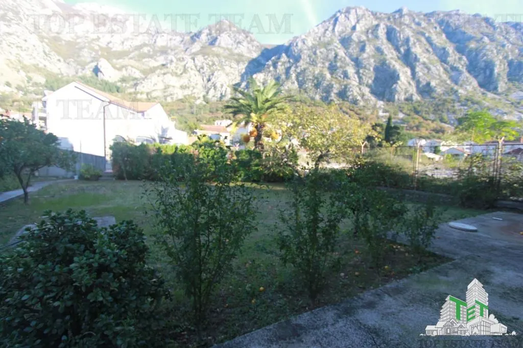 Villa for Sale in Kotor, Montenegro - foto 4