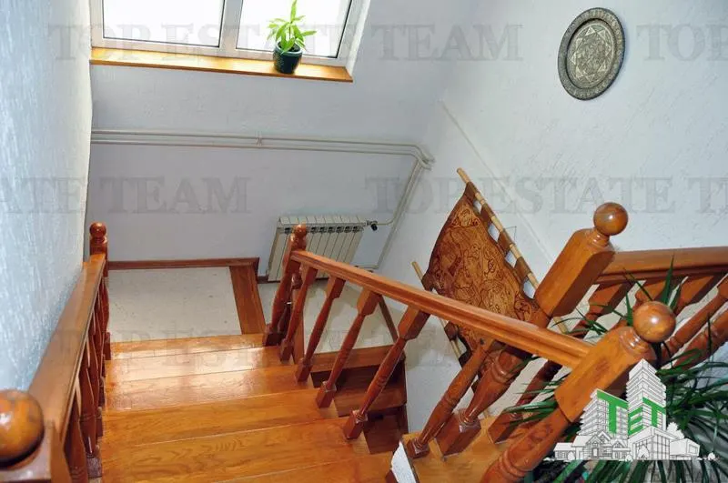 Villa for Sale in Herceg-Novi, Montenegro - foto 13