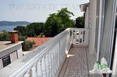 Villa for Sale in Herceg-Novi, Montenegro - foto 6