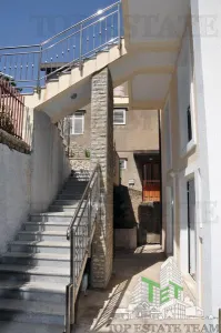 Villa for Sale in Herceg-Novi, Montenegro - foto 7