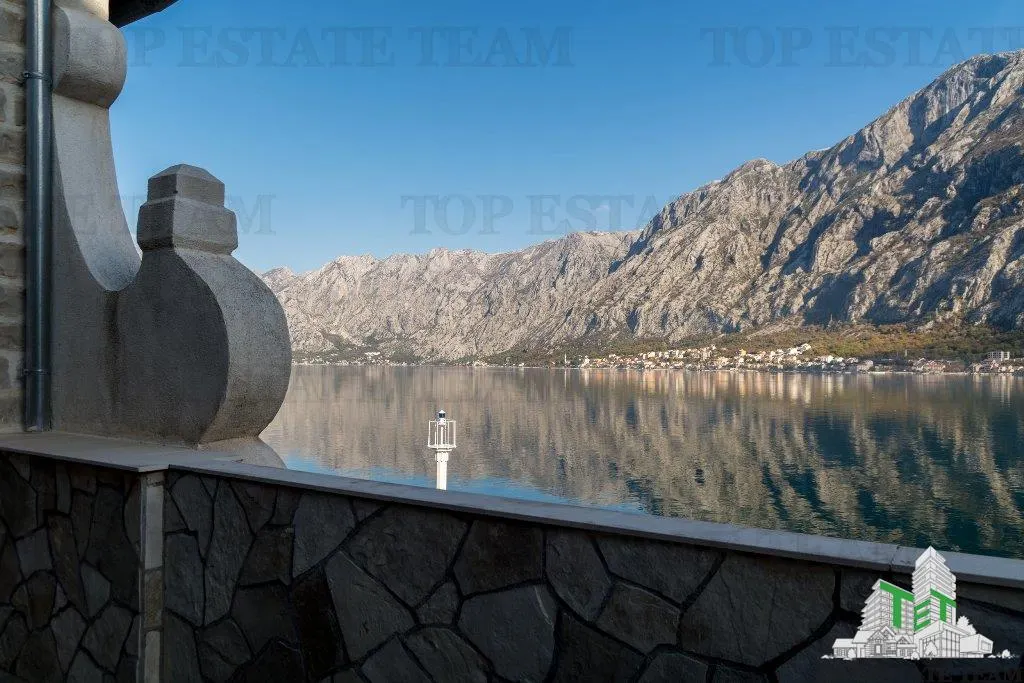 Villa for Sale in Kotor, Montenegro - foto 19