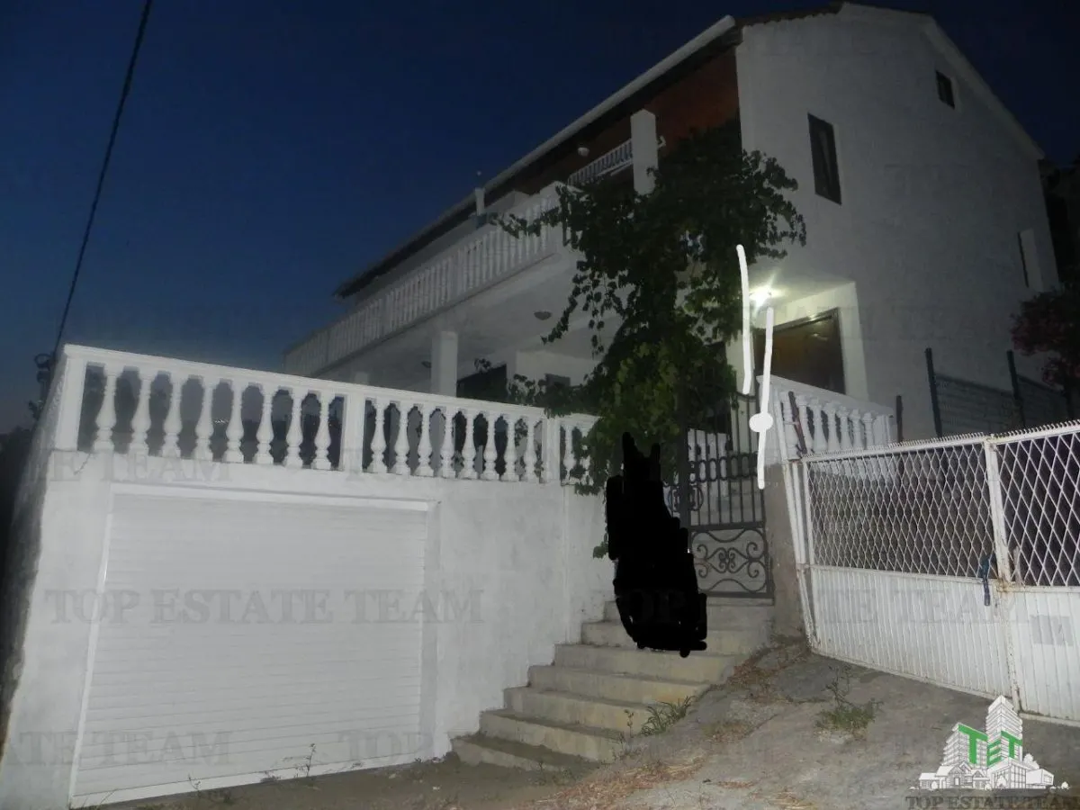 Villa for Sale in Bar, Montenegro - foto 12
