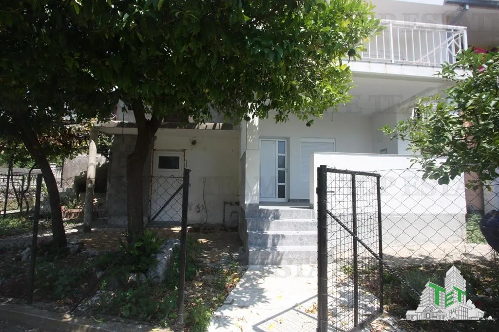 Villa for Sale in Bar, Montenegro - foto 3