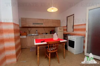 Villa for Sale in Herceg-Novi, Montenegro - foto 8