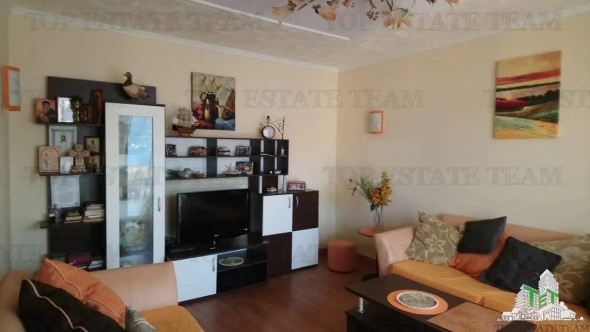 Apartment for Sale in Herceg-Novi, Montenegro - foto 13