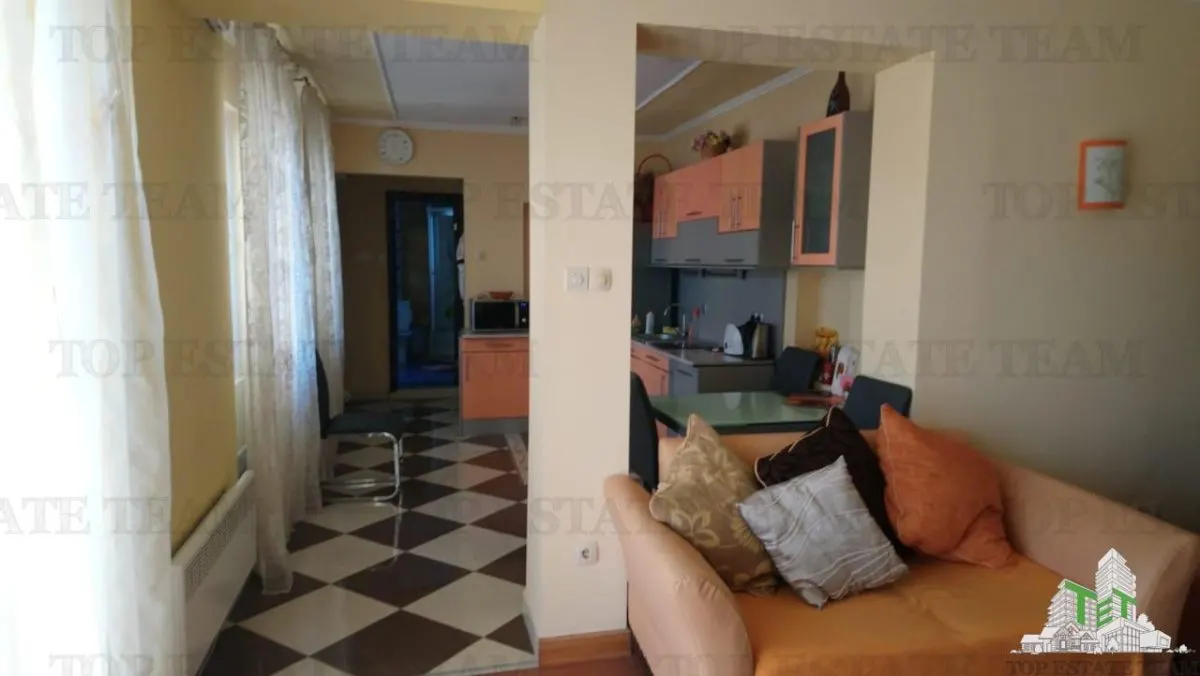 Apartment for Sale in Herceg-Novi, Montenegro - foto 9