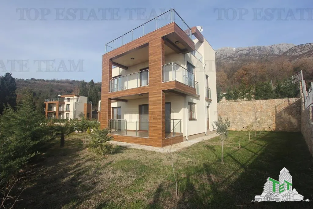 Villa for Sale in Bar, Montenegro - foto 7
